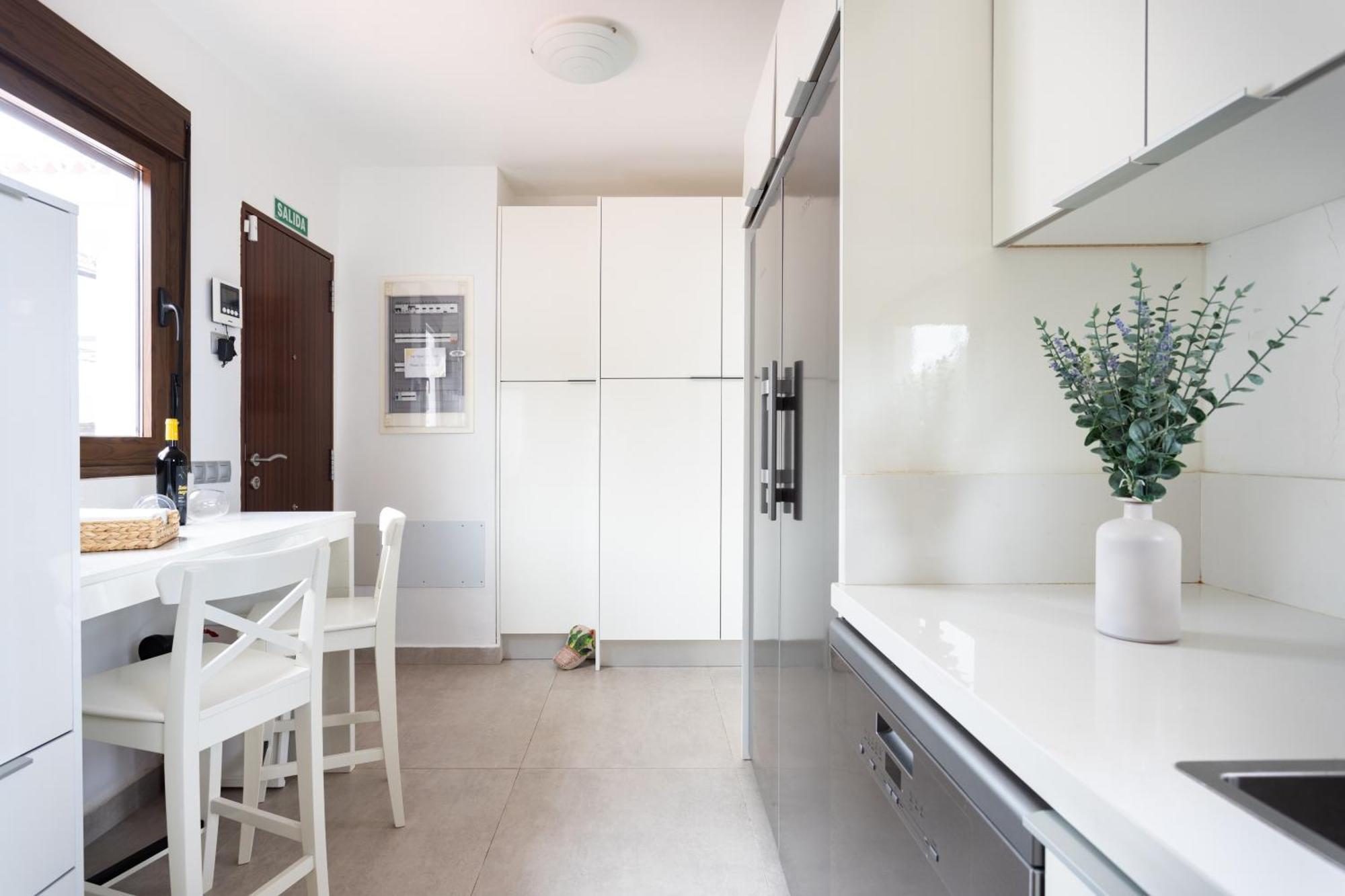 Home2Book Villa Alessandro, Design & Comfort サウサル エクステリア 写真